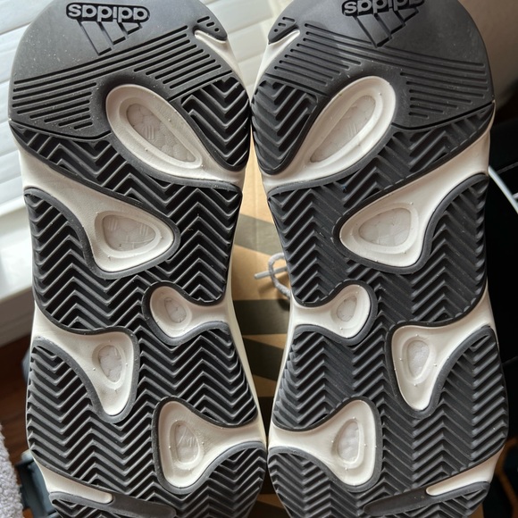 Yeezy 700 v2 cream - Picture 5 of 5